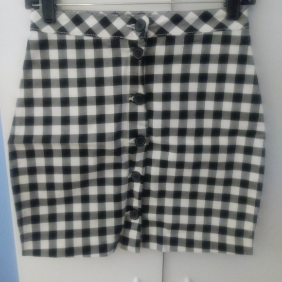 H&M Skirts Hm Divided Checkered Mini Skirt Poshmark